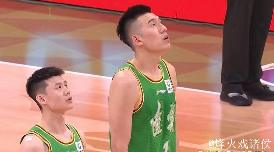 CBA豪门实力尽显：4冠王12人轮换大胜卫冕冠军，豪取连胜